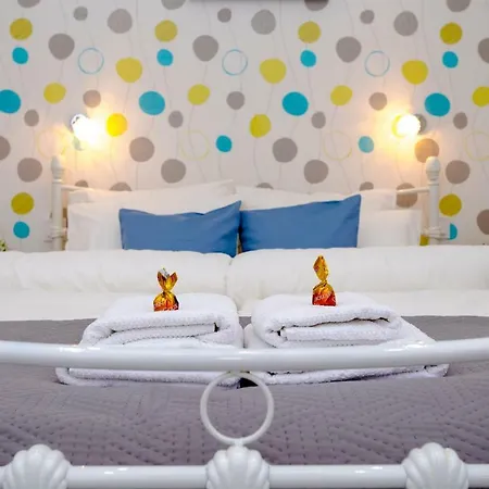 Boutique Jokai - In The Center