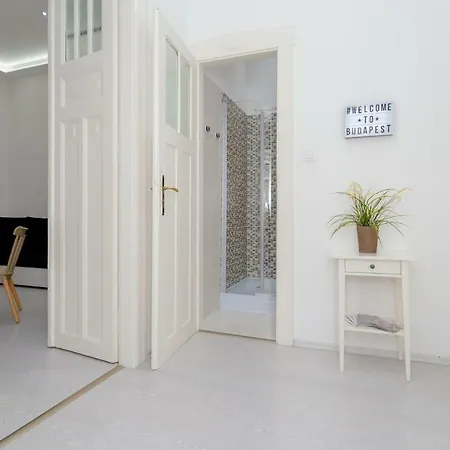 公寓 Boutique Jokai - In The Center *